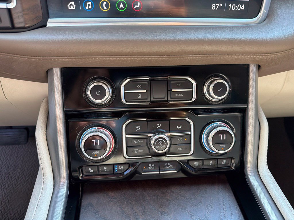 Used 2021 GMC Yukon XL Denali w/ Denali Ultimate Package AWD/4WD image 29