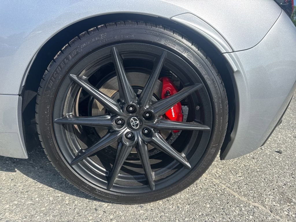 Used 2025 Toyota GR86 w/ Performance Package image 25