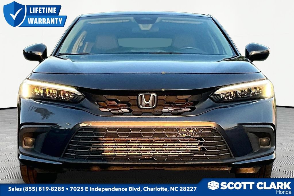 Used 2024 Honda Civic EX-L image 2