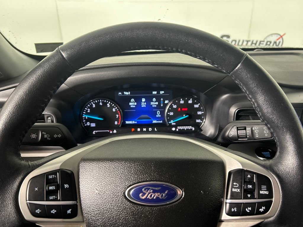 Used 2023 Ford Explorer XLT w/ Equipment Group 202A image 13