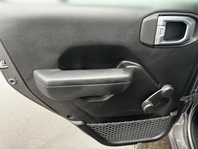 Certified 2024 Jeep Gladiator Sport image 17