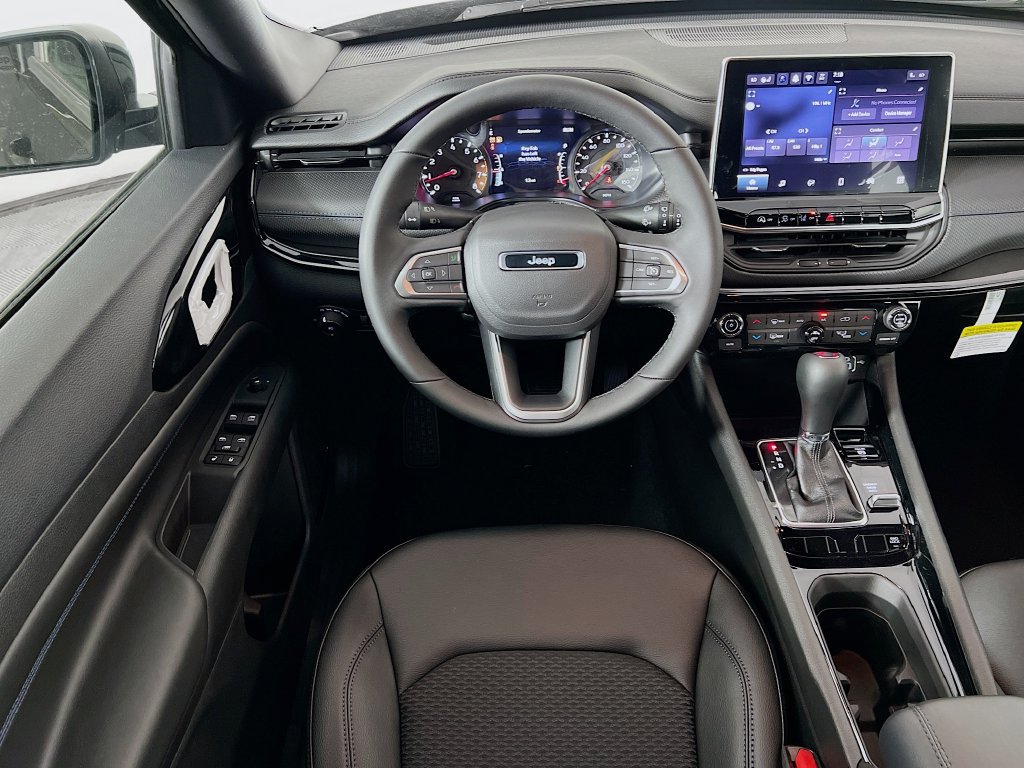 New 2026 Jeep Compass Latitude AWD/4WD image 20