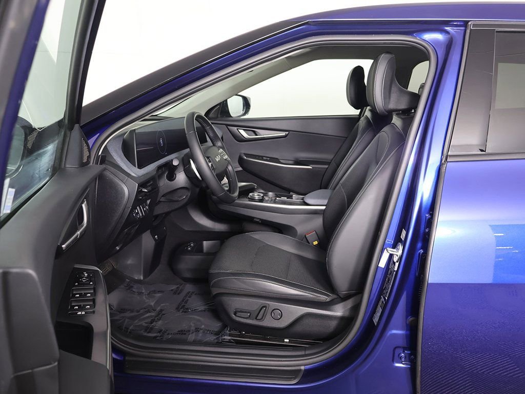 Used 2023 Kia EV6 Wind w/ Wind Technology Package image 29