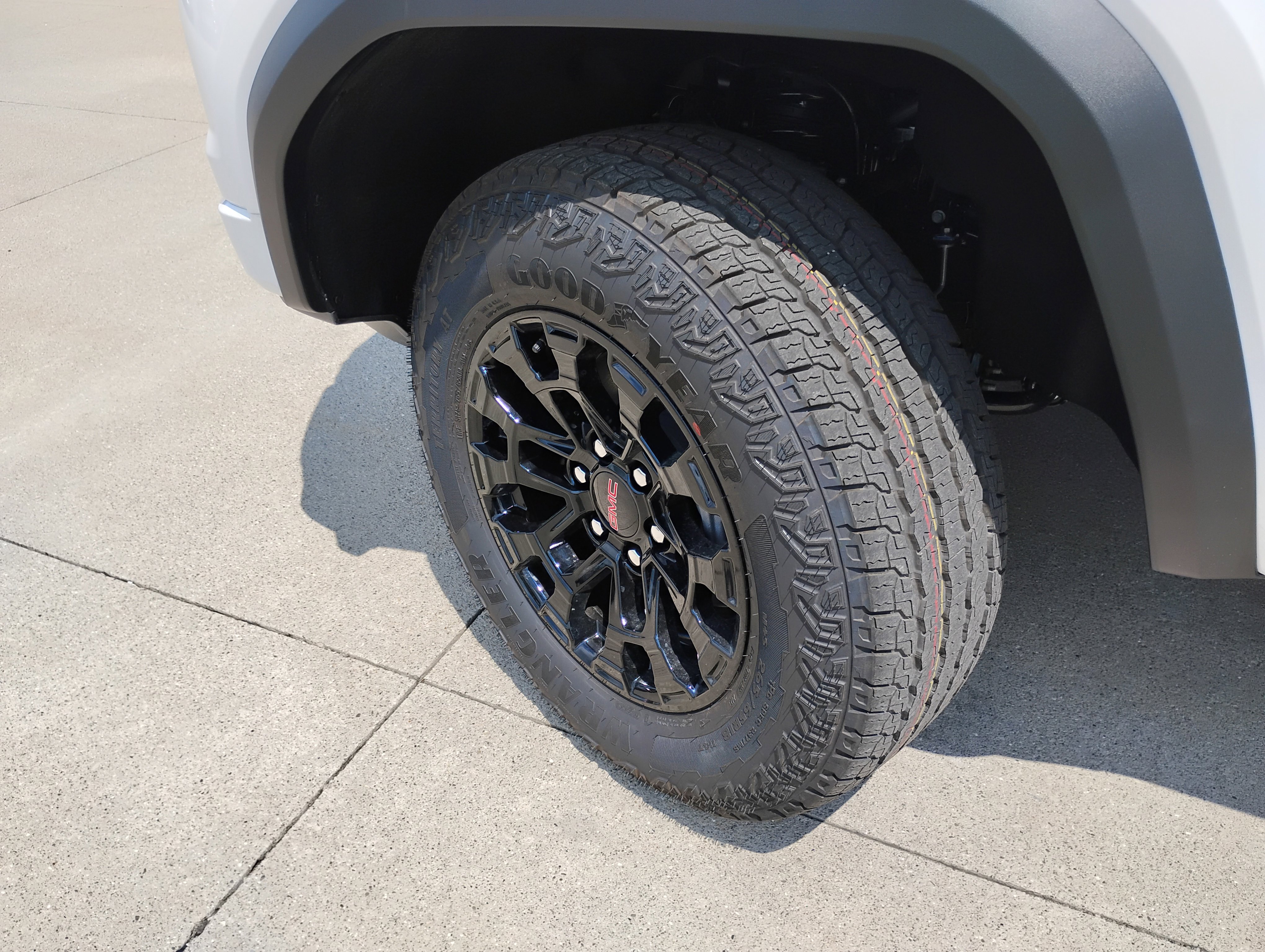 New 2026 GMC Canyon Elevation w/ Convenience Package image 21