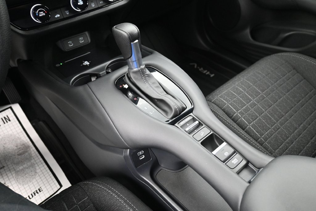 Certified 2026 Honda HR-V LX image 35