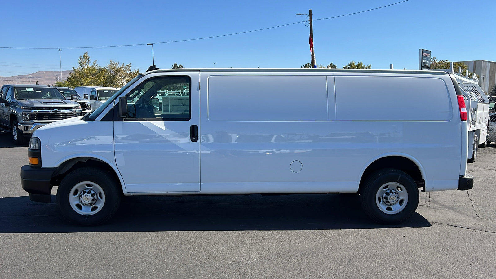 New 2024 Chevrolet Express 2500 Extended w/ Driver Convenience Package image 8