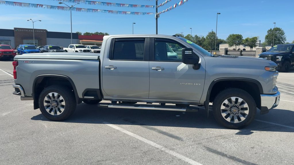 Used 2025 Chevrolet Silverado 2500 LT w/ All Star Edition AWD/4WD image 8
