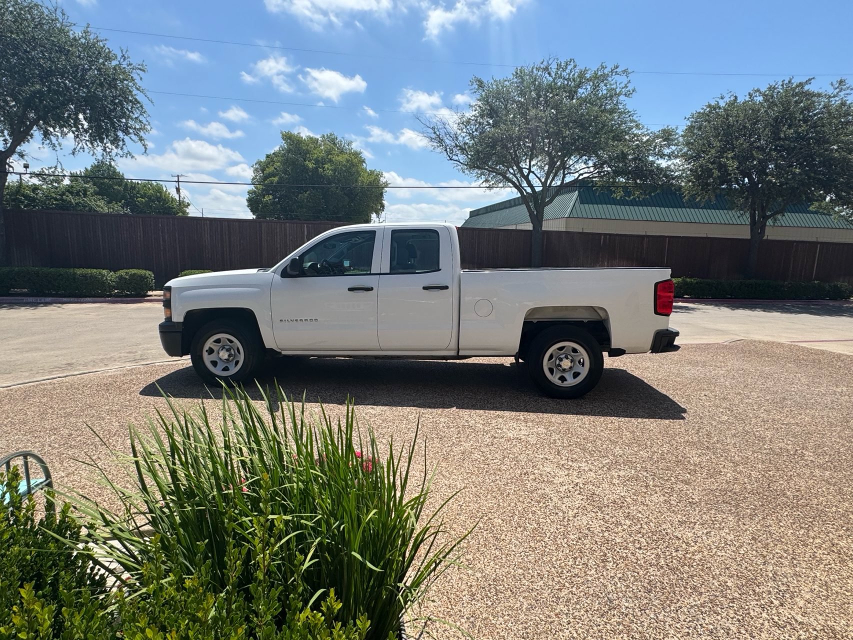 Used 2015 Chevrolet Silverado 1500 W/T RWD image 11