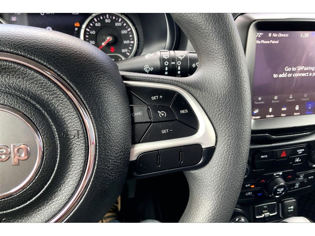 Used 2023 Jeep Renegade Latitude image 20