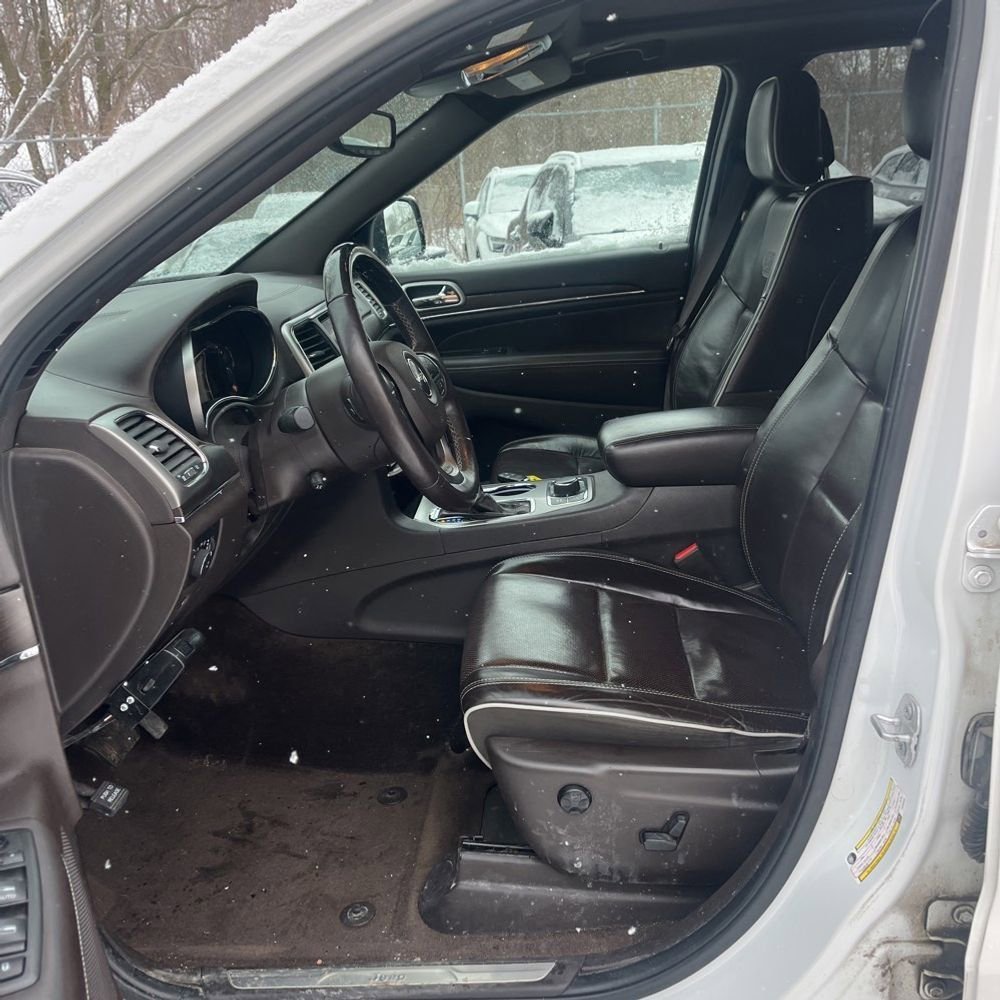 Used 2018 Jeep Grand Cherokee Overland image 5