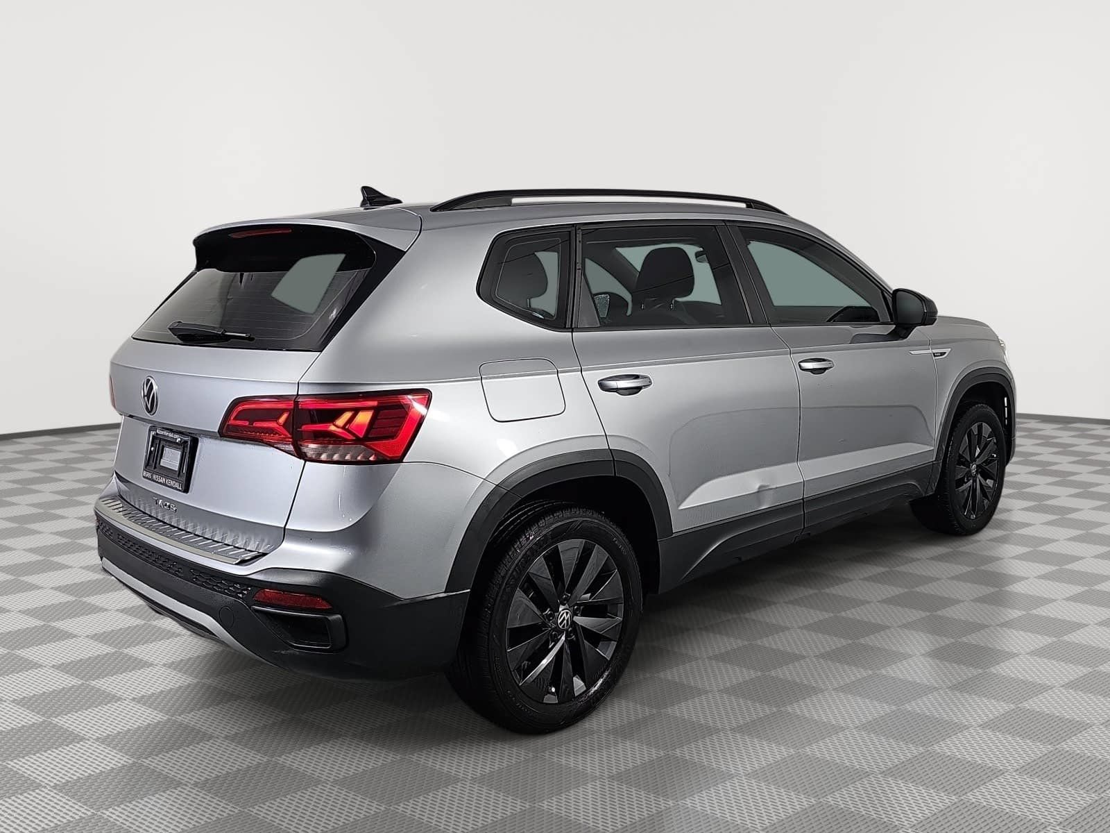 Used 2023 Volkswagen Taos S FWD image 8