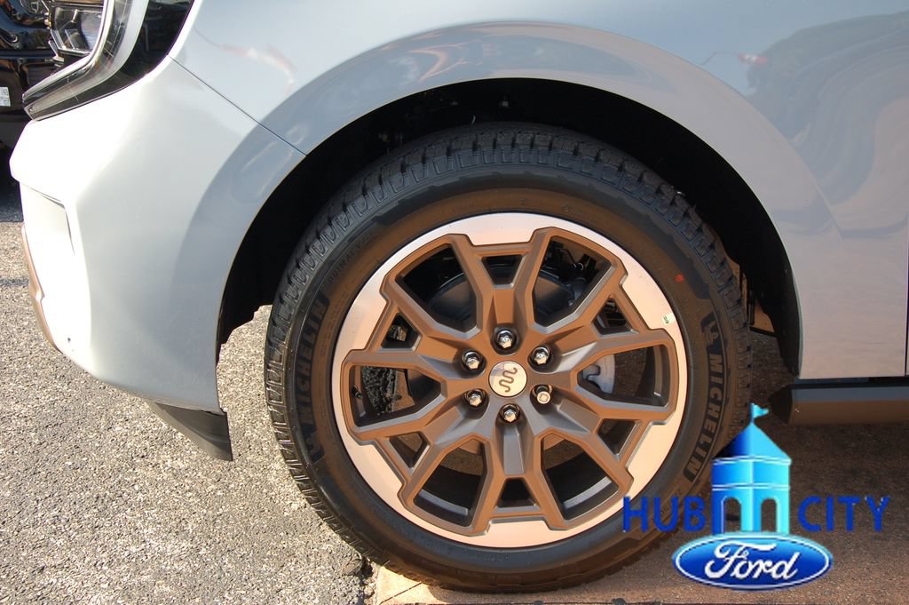 New 2027 Ford Expedition King Ranch RWD image 9