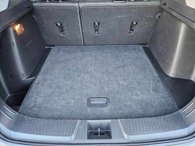Used 2025 Chevrolet Trax LT FWD image 6