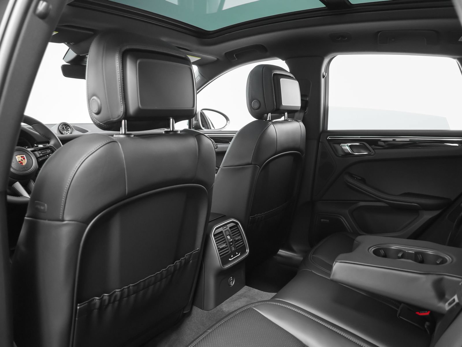 New 2026 Porsche Macan Turbo AWD/4WD image 48
