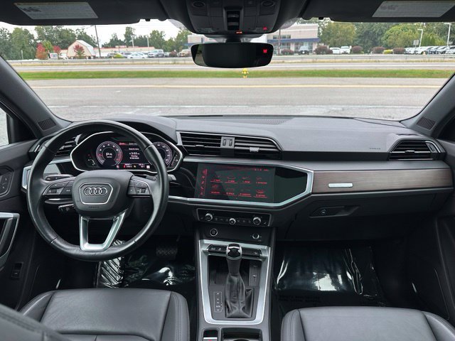 Used 2021 Audi Q3 2.0T Premium Plus AWD/4WD image 29