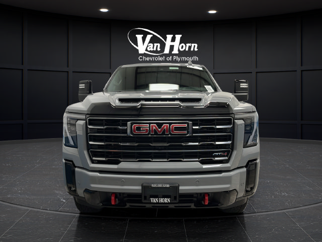 Used 2025 GMC Sierra 3500 AT4 w/ AT4 Premium Plus Package AWD/4WD image 2