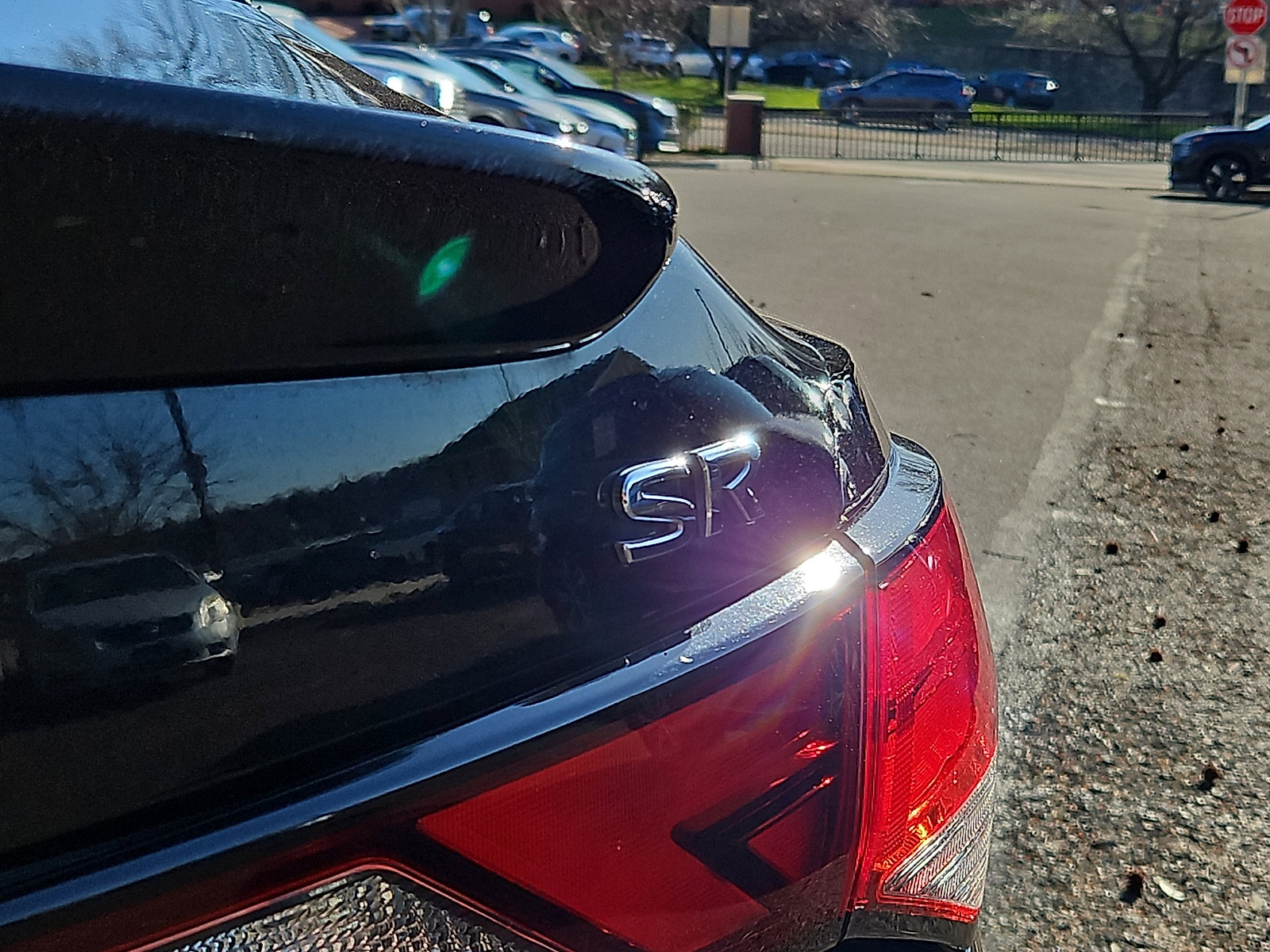 Certified 2020 Nissan Sentra SR image 30