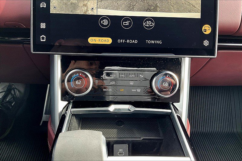 Used 2023 Land Rover Range Rover SE image 24