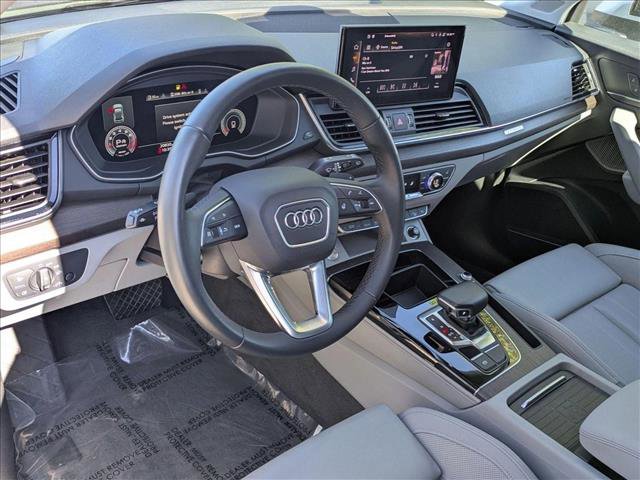 Used 2021 Audi Q5 Premium Plus w/ Premium Plus Package image 10