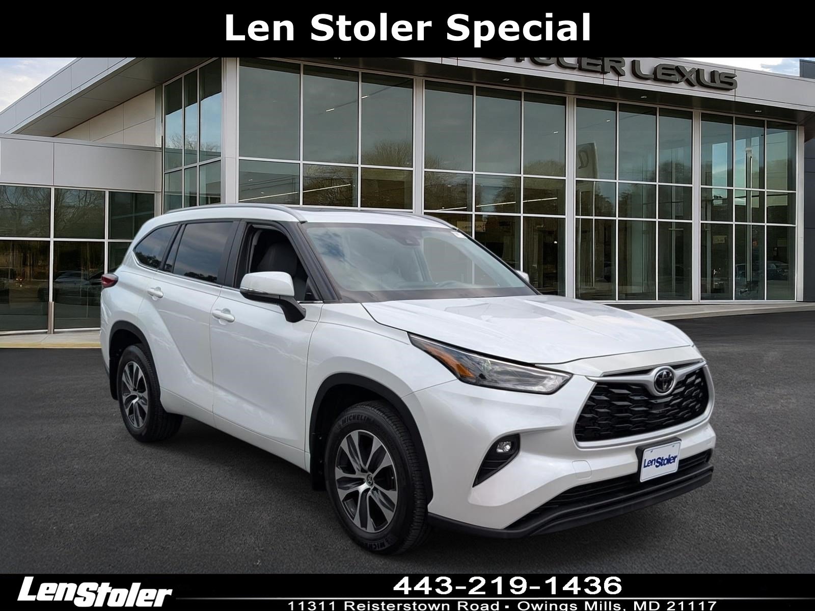 Used 2023 Toyota Highlander XLE AWD/4WD image 1