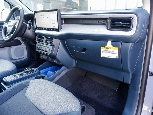 New 2025 Ford Maverick XLT w/ XLT Luxury Package image 2