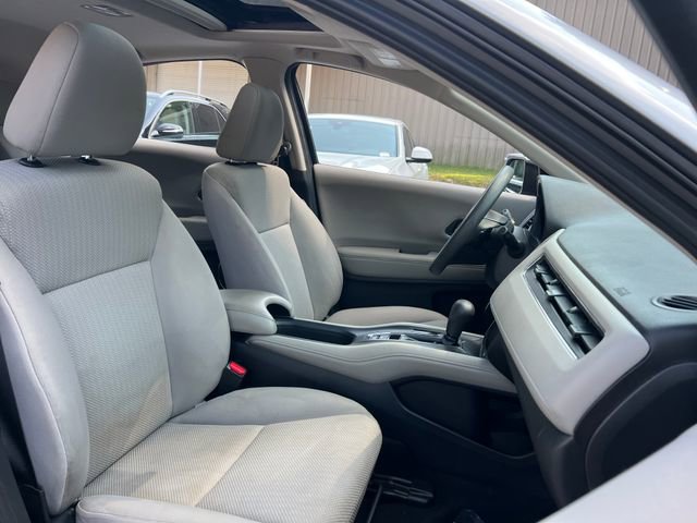 Used 2018 Honda HR-V EX image 30