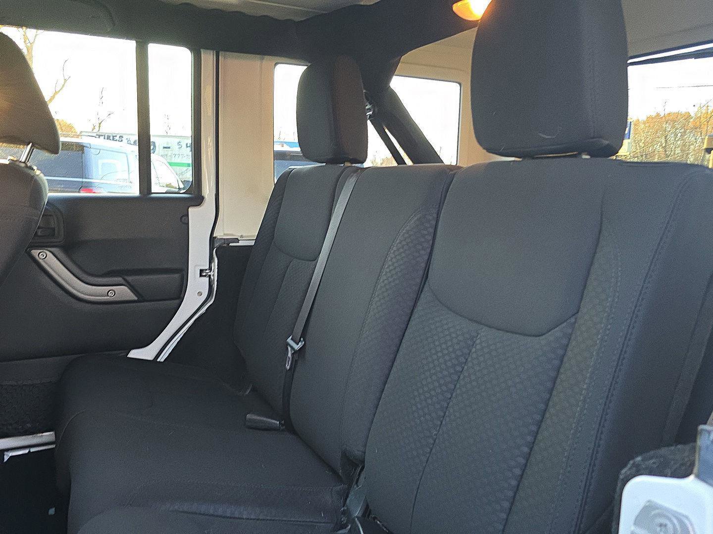 Used 2015 Jeep Wrangler Unlimited Sport w/ Quick Order Package 24S image 31