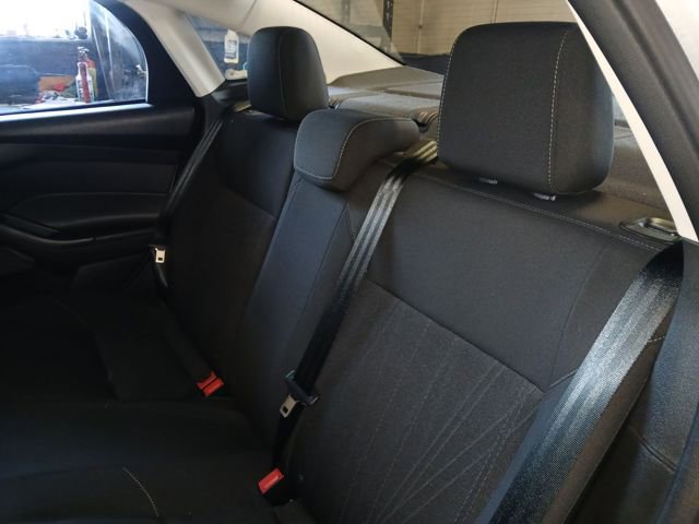 Used 2016 Ford Focus SE image 40