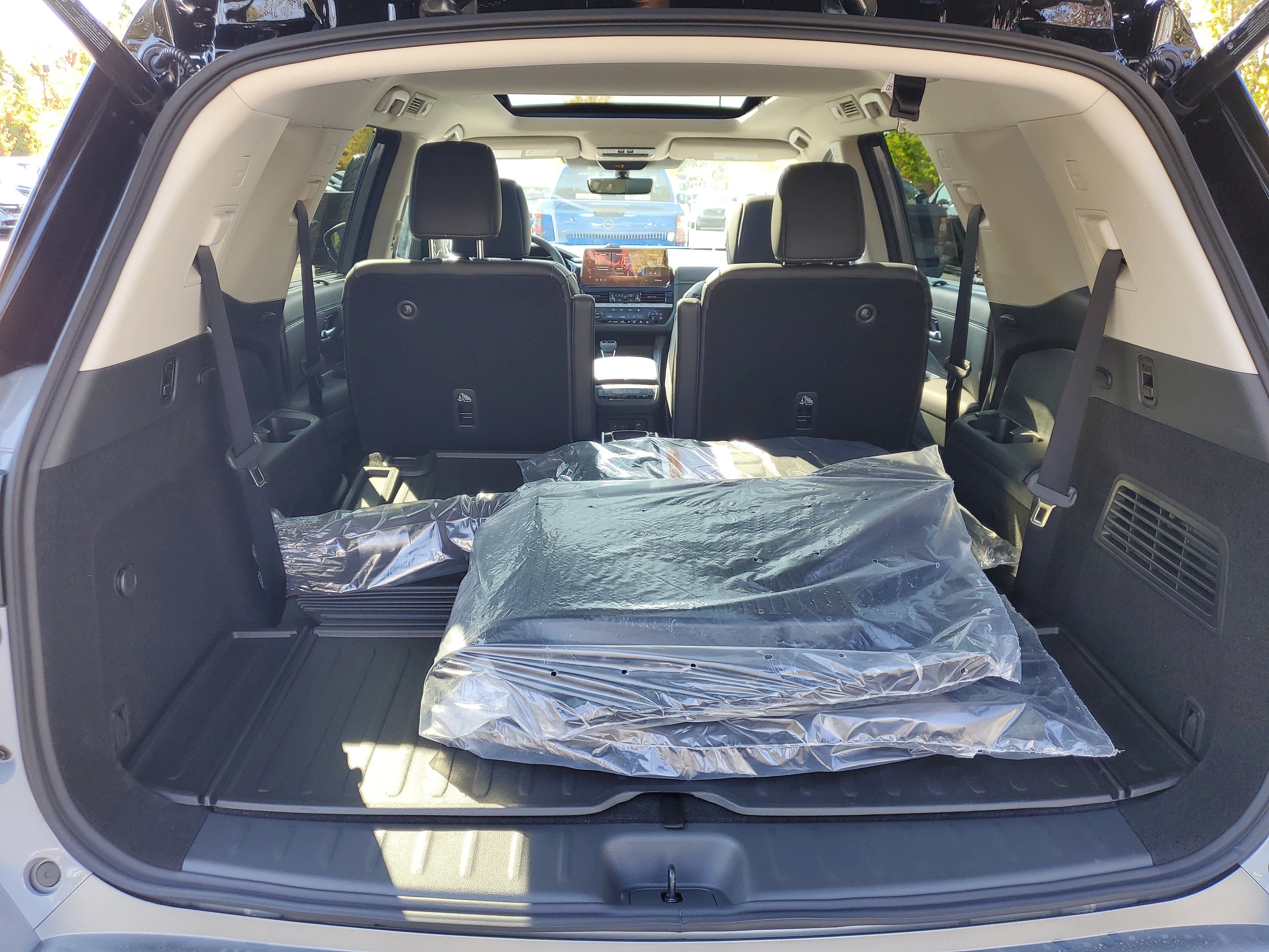 New 2026 Nissan Pathfinder Platinum AWD/4WD image 33