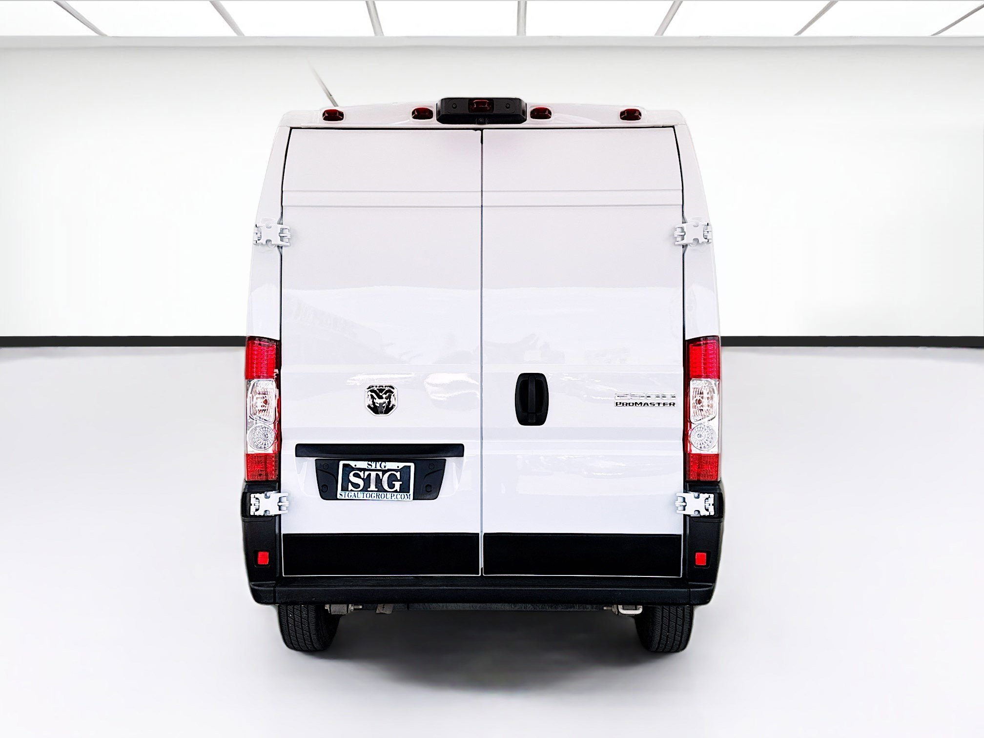 Used 2023 RAM ProMaster 2500 image 5