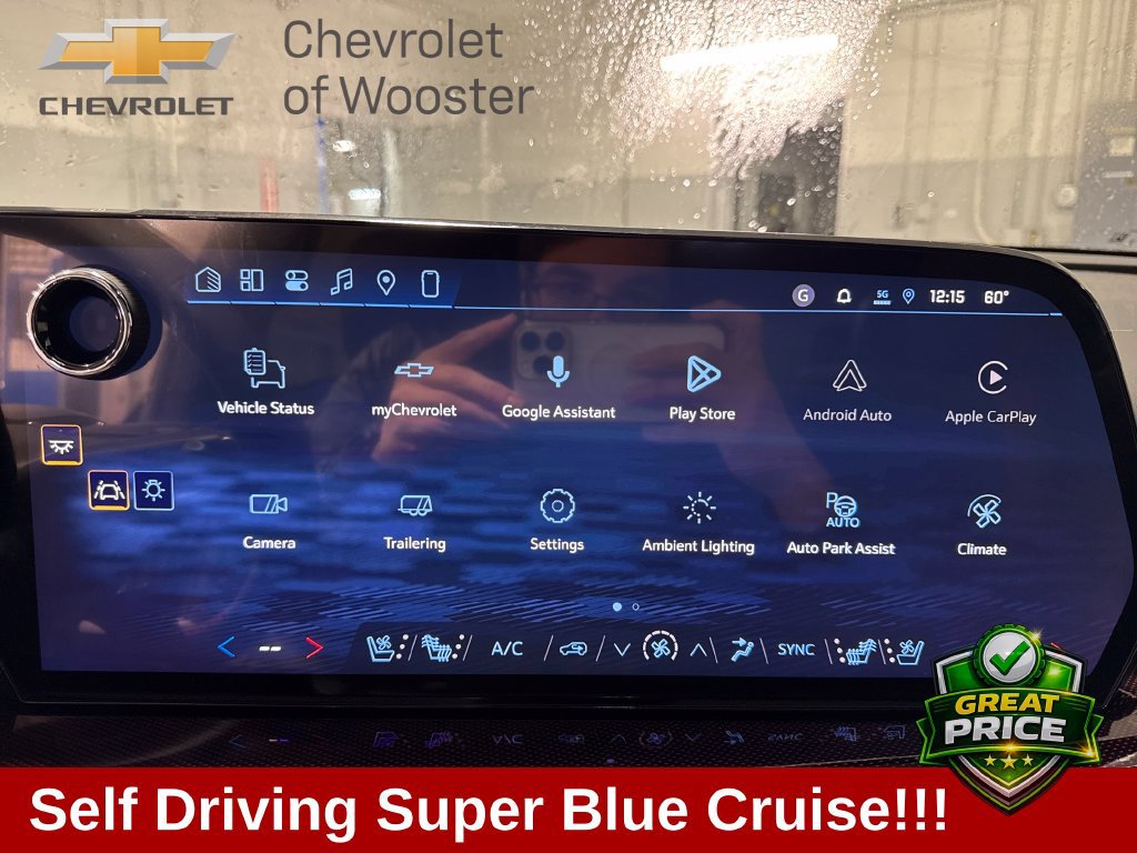 New 2027 Chevrolet Traverse RS AWD/4WD image 13