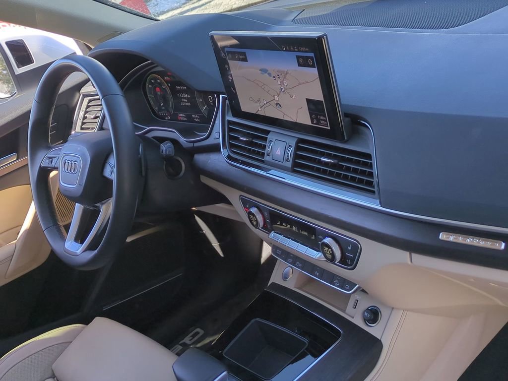 Used 2024 Audi Q5 e Premium Plus image 37