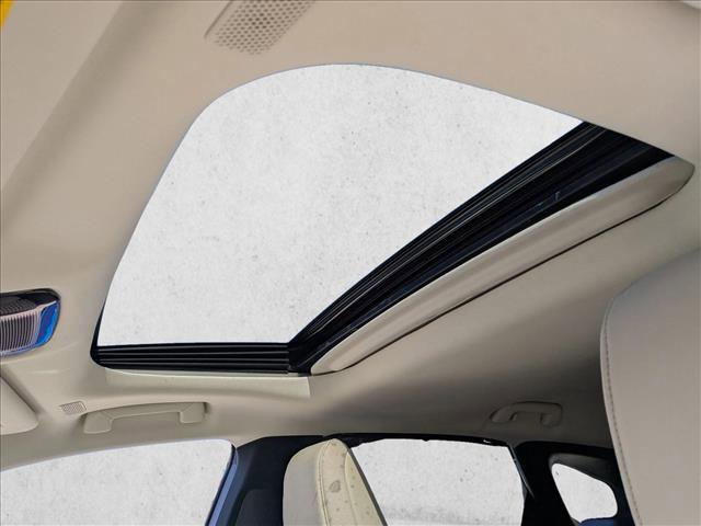 Used 2023 Lexus RX 350 w/ Luxury Package image 18