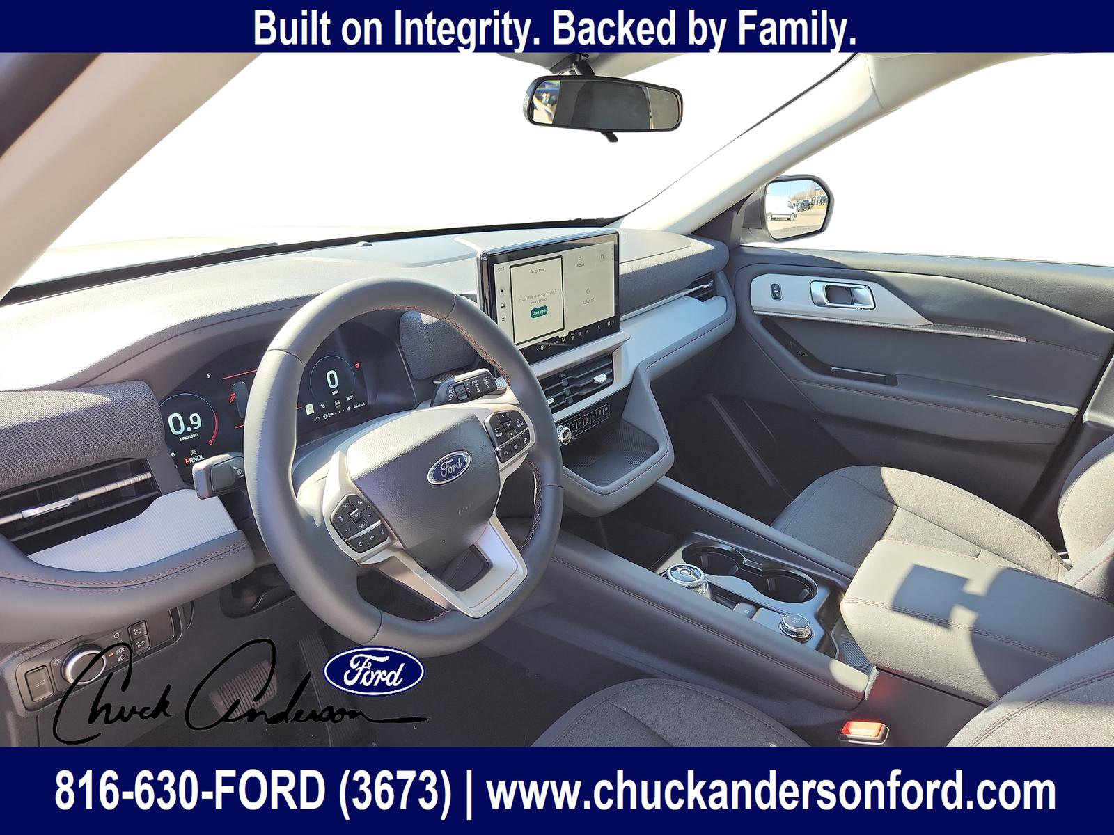 New 2026 Ford Explorer Active AWD/4WD image 11