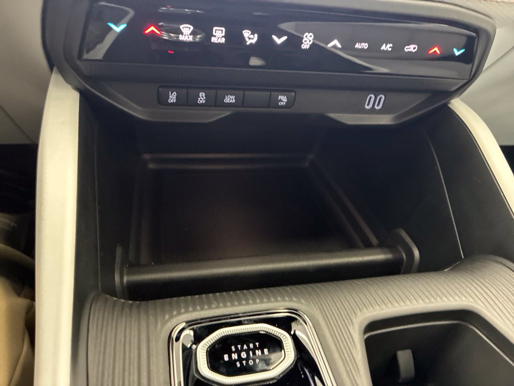 New 2026 Jeep Cherokee Limited AWD/4WD image 41