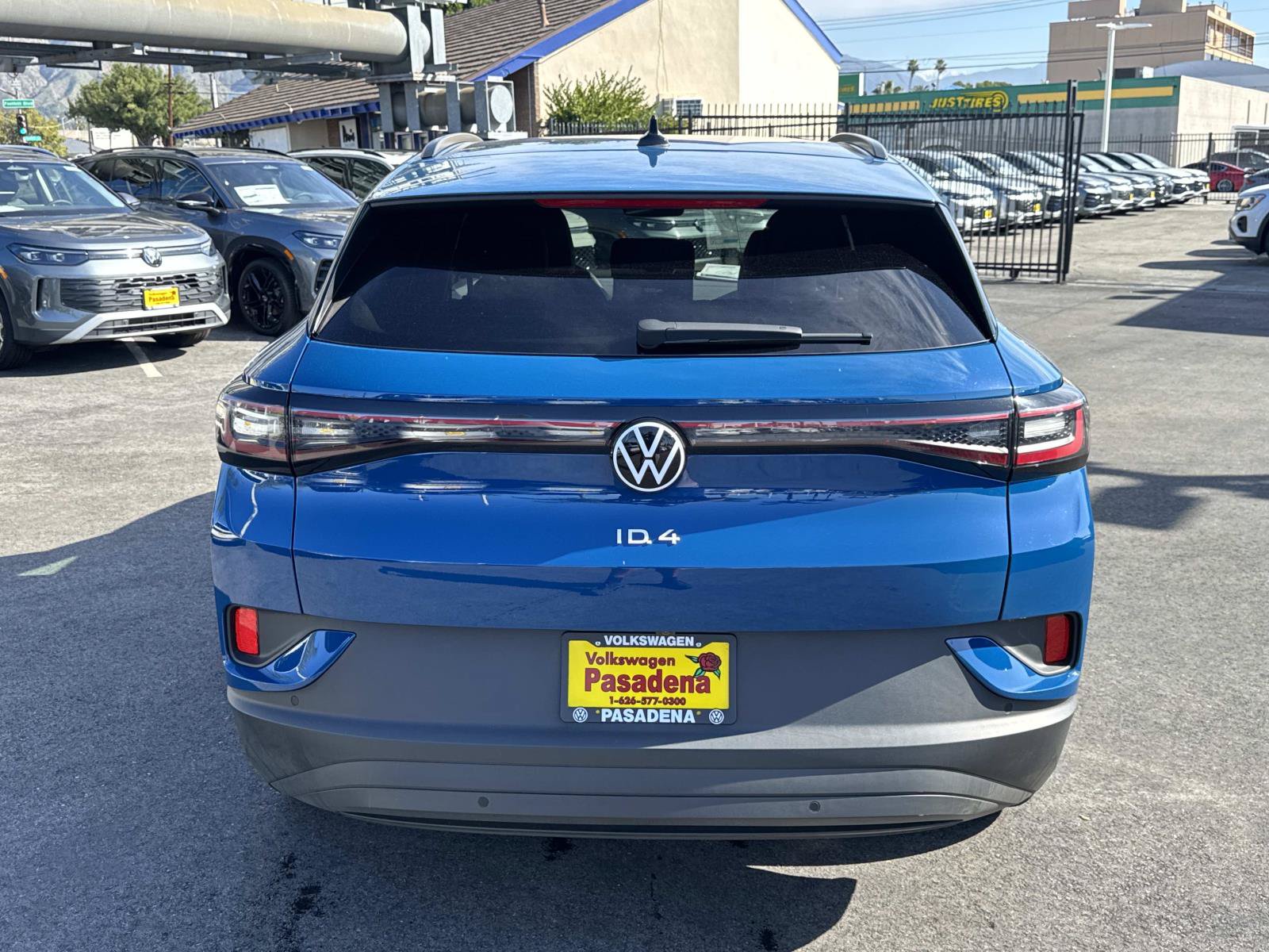 New 2026 Volkswagen ID.4 Pro RWD image 4
