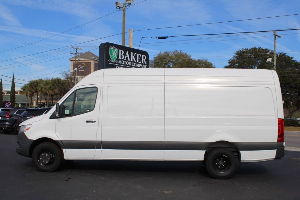 New 2025 Mercedes-Benz Sprinter 4500 image 15