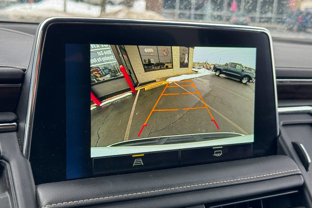 Used 2023 Chevrolet Suburban Premier image 35