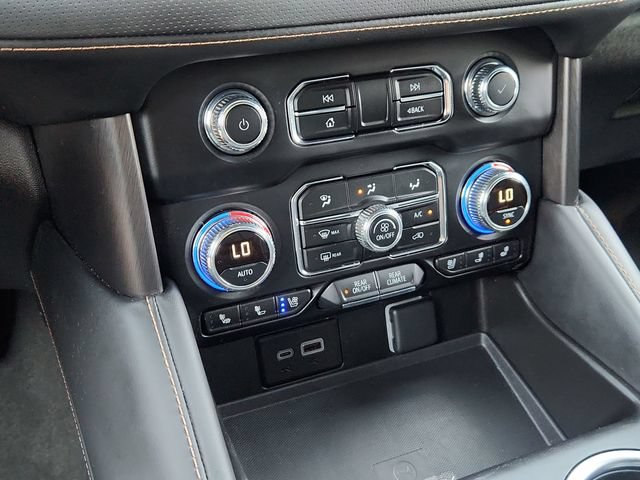 Used 2024 GMC Yukon XL AT4 w/ Technology Package AWD/4WD image 44