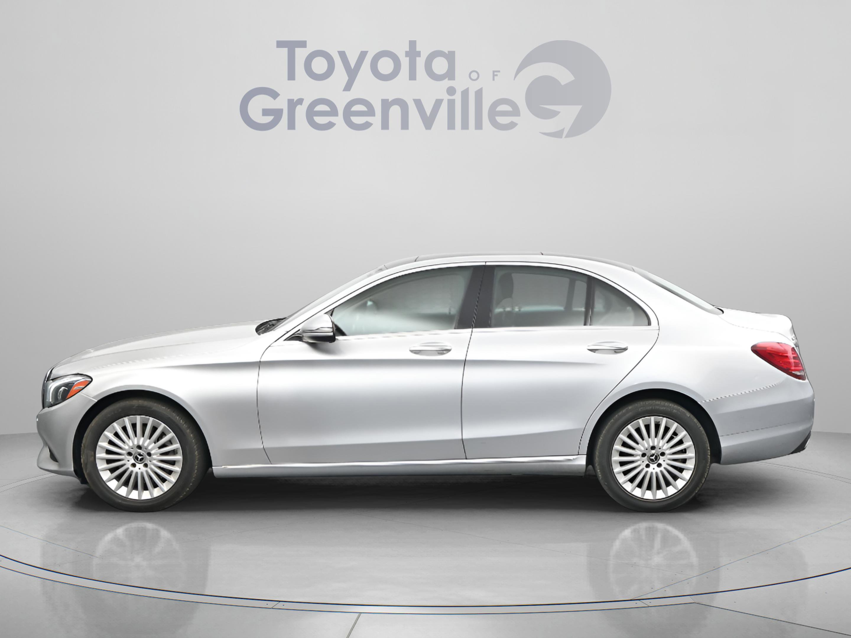 Used 2017 Mercedes-Benz C 300 4MATIC Sedan w/ Premium 3 Package image 4