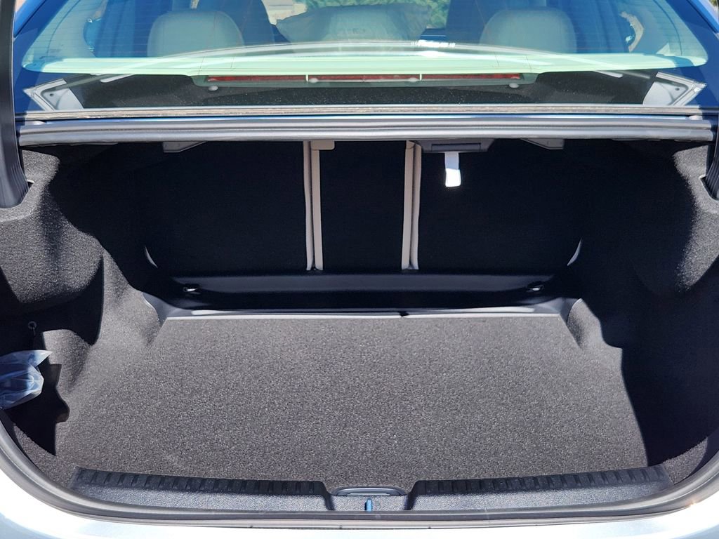 New 2026 Mercedes-Benz E 350 4MATIC Sedan image 30