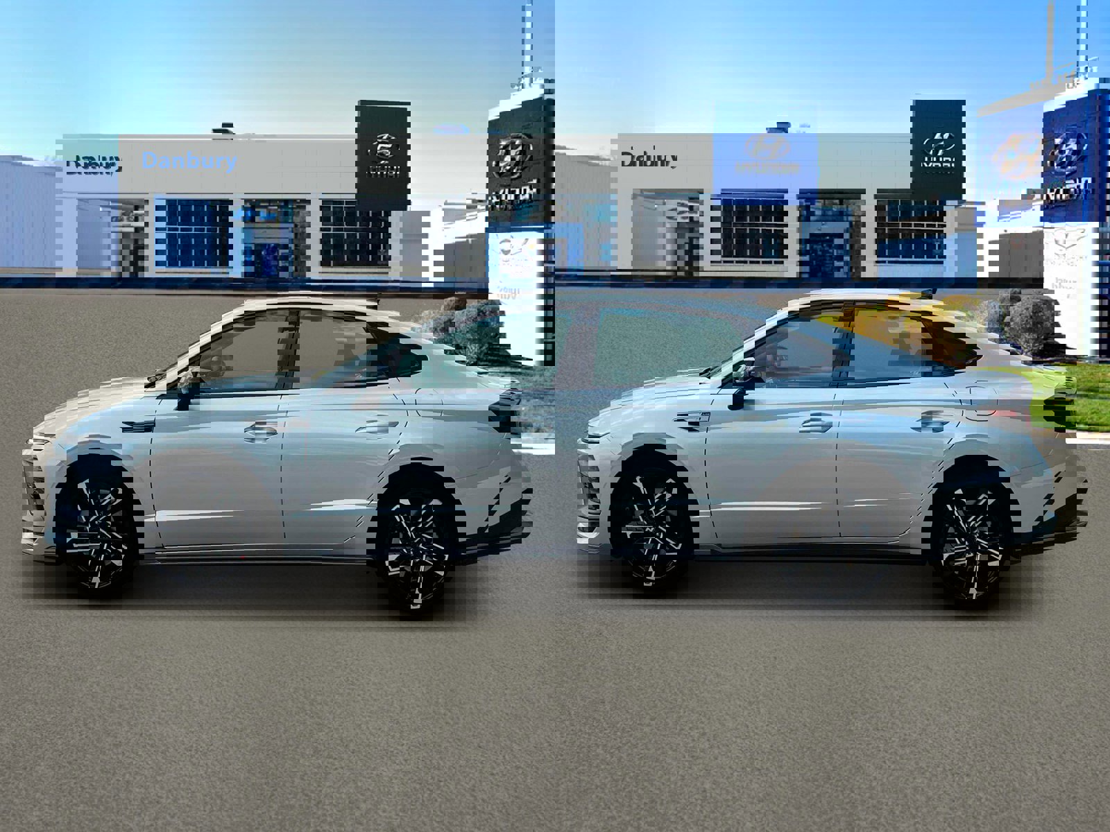 New 2024 Hyundai Sonata N Line FWD image 3