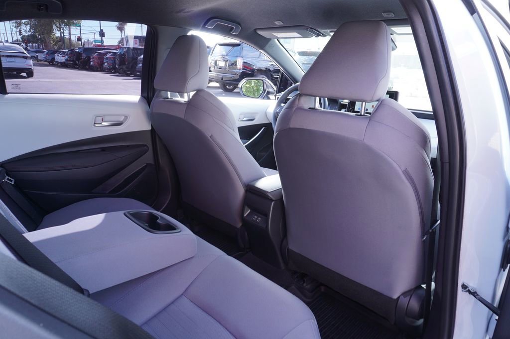 Used 2025 Toyota Corolla SE image 10