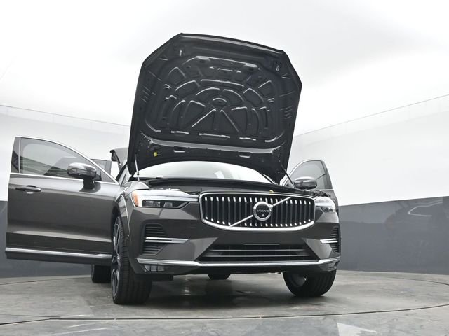 Used 2023 Volvo XC60 B5 Ultimate FWD image 53