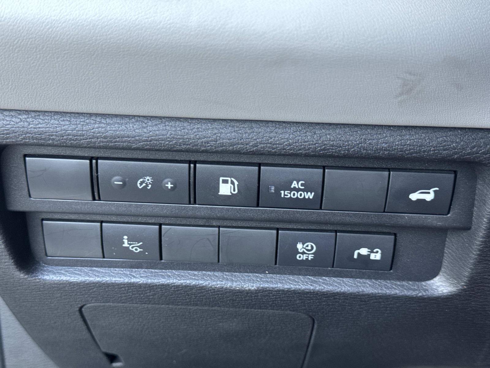 Used 2024 Mitsubishi Outlander SEL image 29