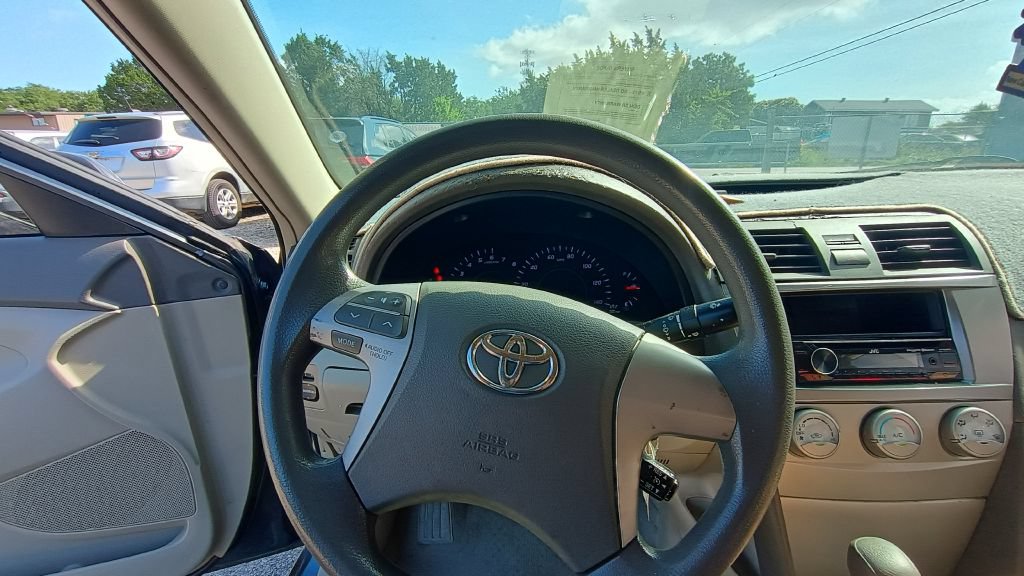 Used 2010 Toyota Camry FWD image 26