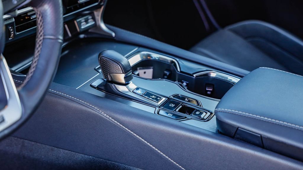 Used 2024 Lexus RX 500h F Sport image 21