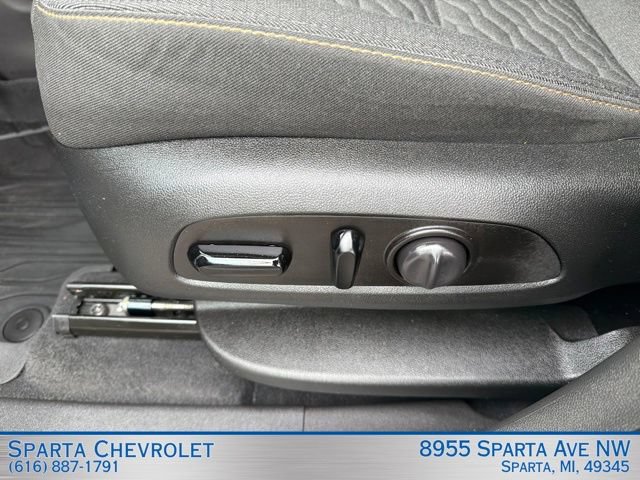 Used 2020 Chevrolet Equinox LT w/ Driver Convenience Package FWD image 15