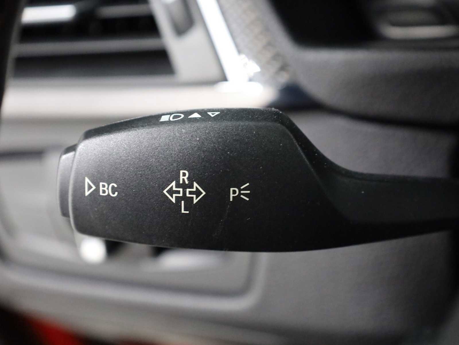 Used 2016 BMW M3 RWD image 28