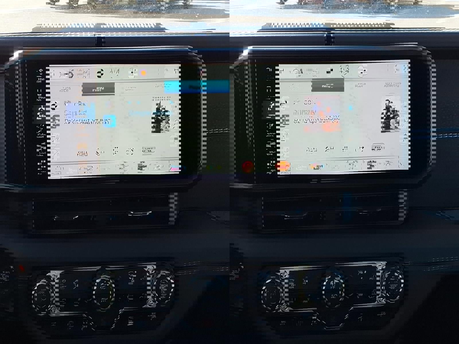 Used 2024 Jeep Wrangler Unlimited Rubicon 4xe w/ Convenience Group image 13